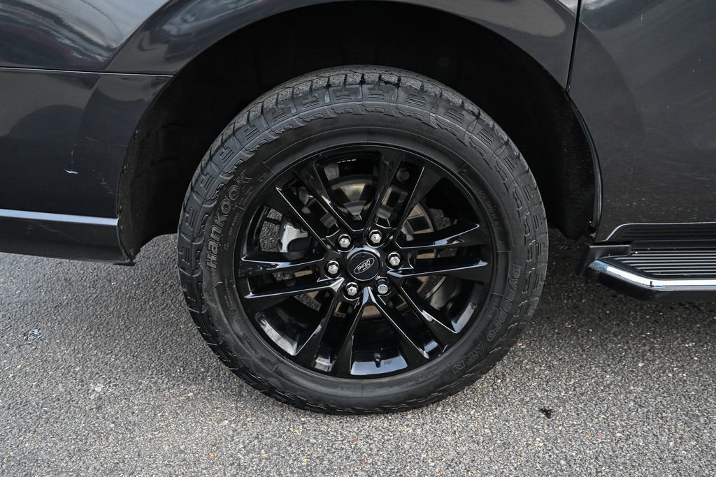 Used 2022 Ford Expedition Max XLT image 14