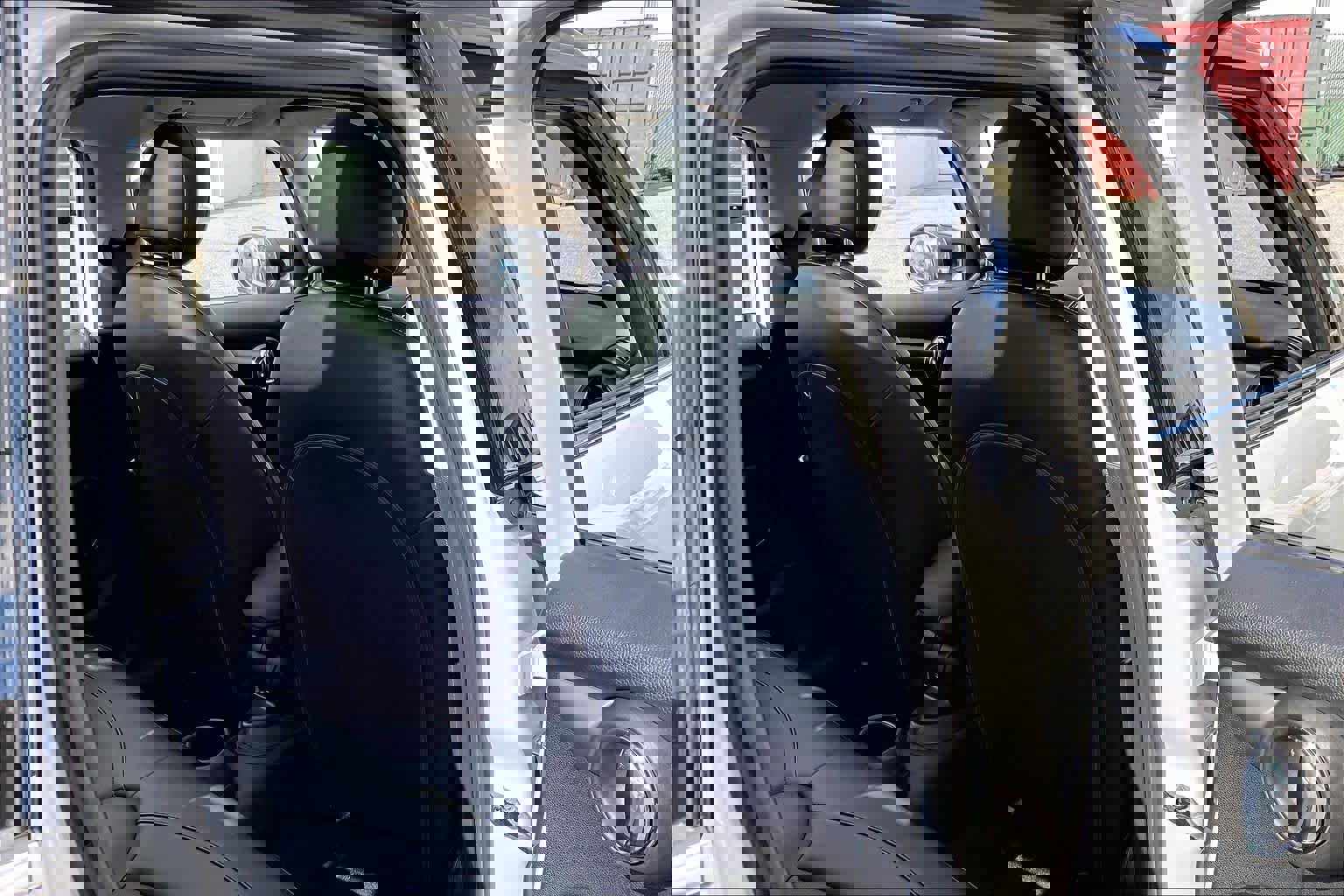 Certified 2022 MINI Cooper 4-Door Hardtop image 20