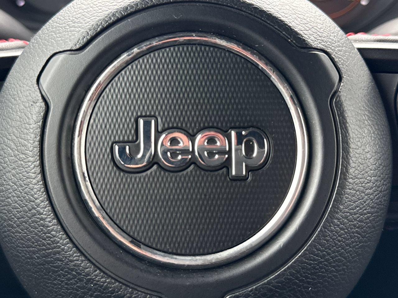 Used 2024 Jeep Wrangler Unlimited Rubicon w/ Technology Group AWD/4WD image 24