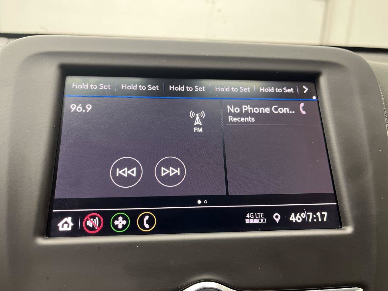 Certified 2020 Chevrolet Equinox LT FWD image 18
