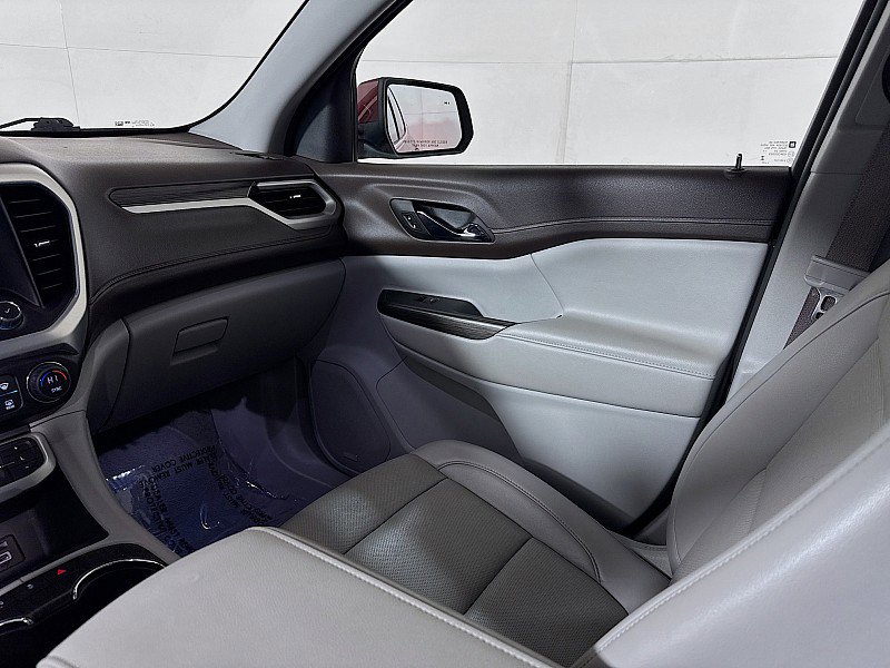 Used 2023 GMC Acadia SLT image 24