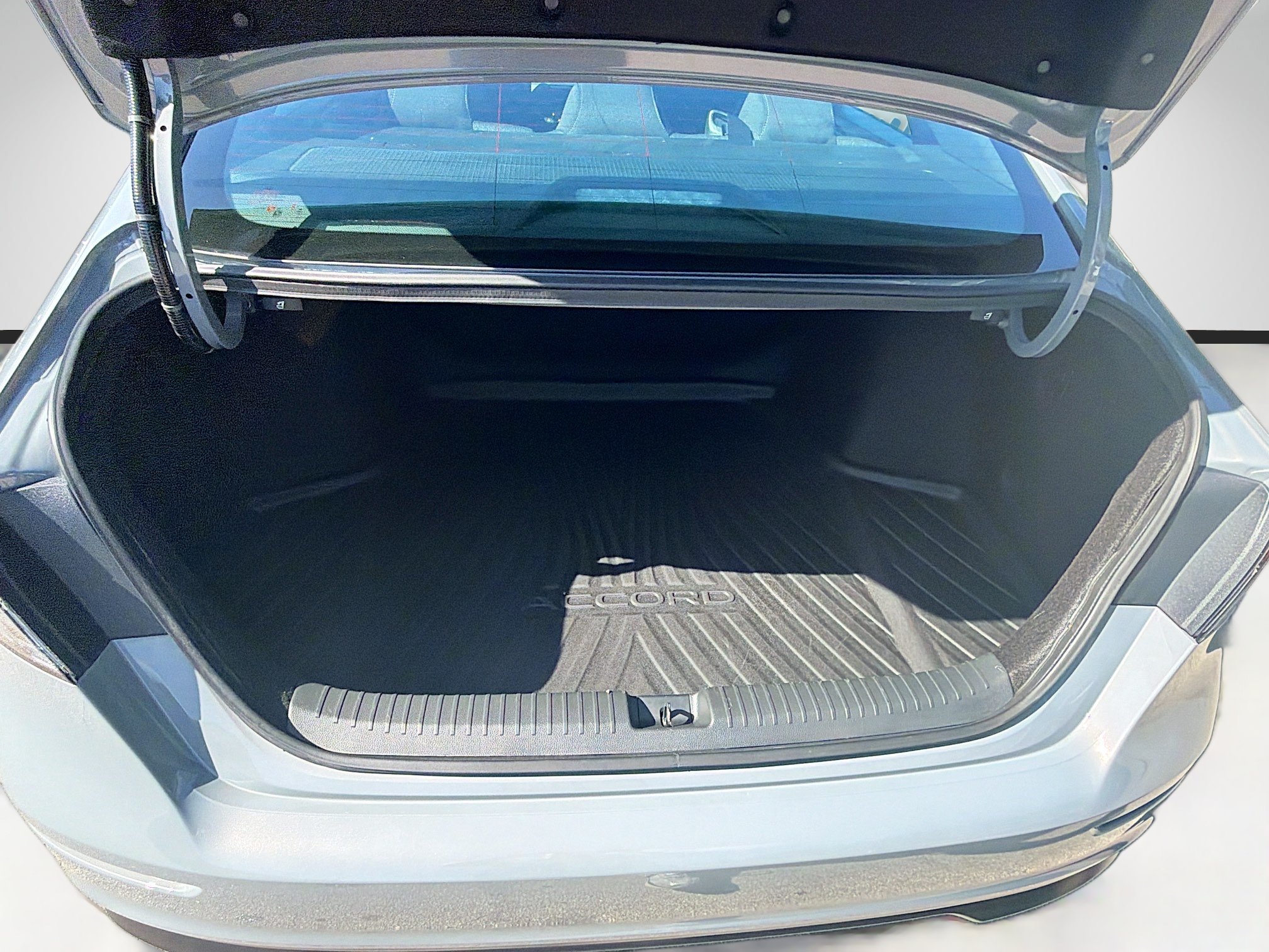 Used 2024 Honda Accord Sport image 25
