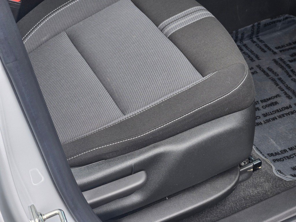 Certified 2024 Chevrolet Blazer LT w/ Convenience Package FWD image 8