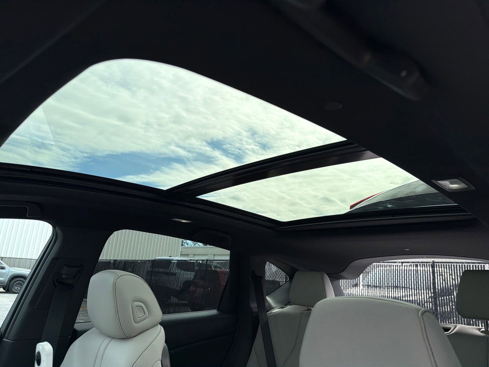 New 2026 Acura RDX SH-AWD image 22