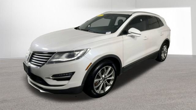 Used 2017 Lincoln MKC Select w/ Select Plus Package image 4
