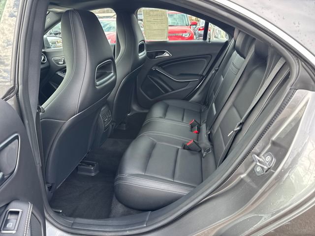 Used 2019 Mercedes-Benz CLA 250 4MATIC image 15