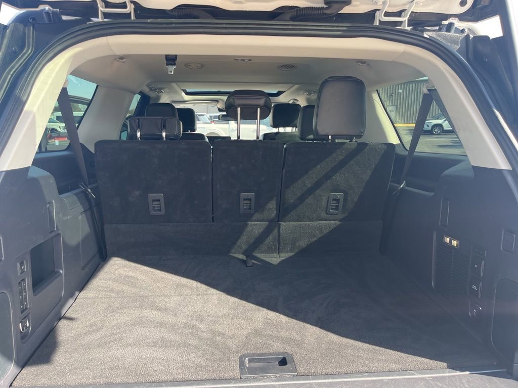 Used 2025 Ford Expedition Max Platinum image 17