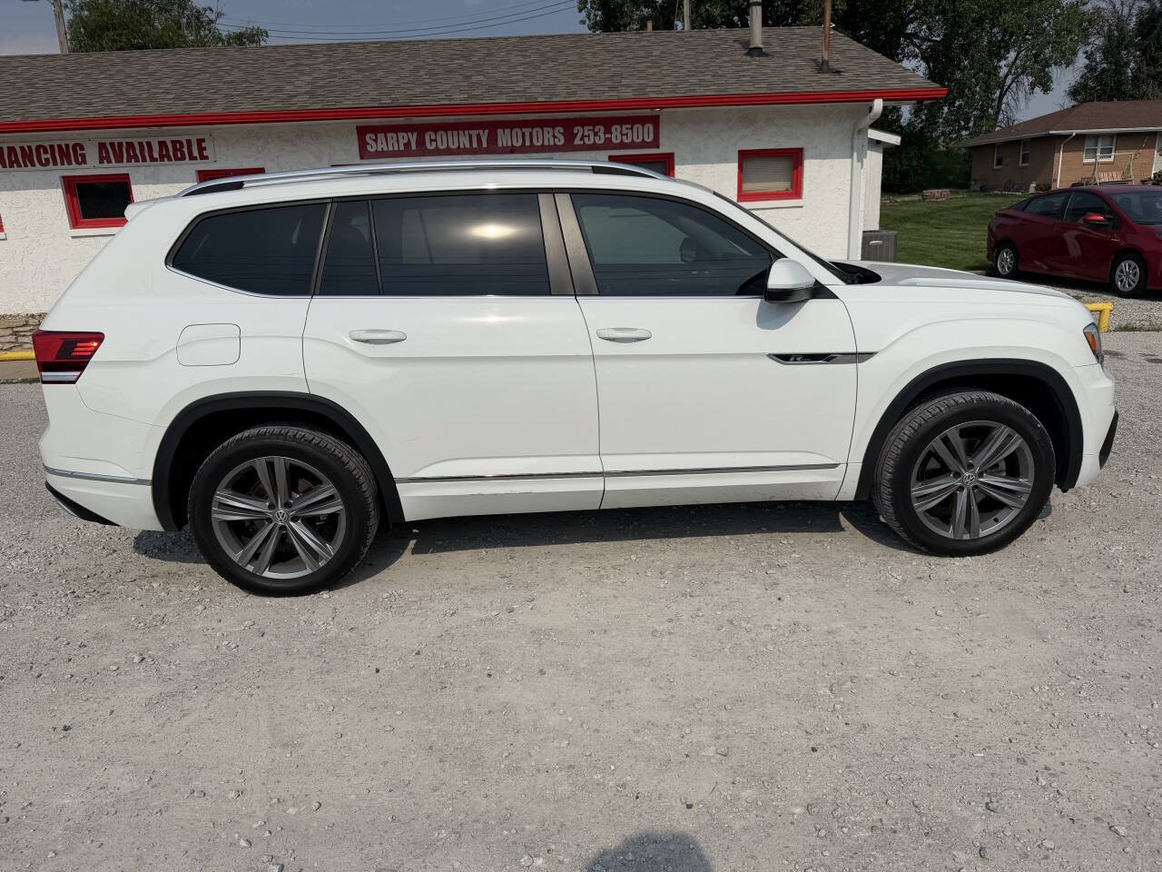 Used 2018 Volkswagen Atlas SEL AWD/4WD image 2