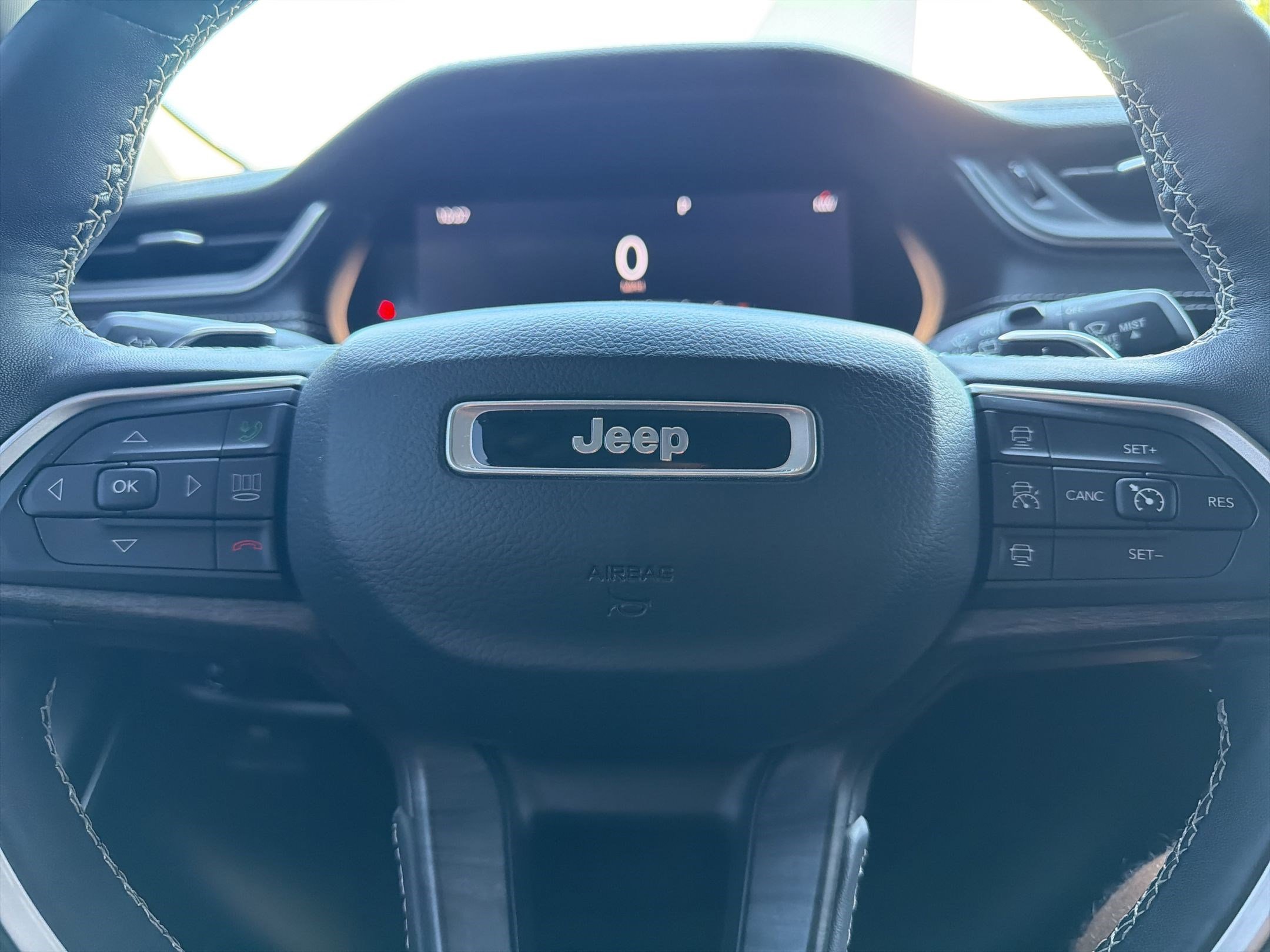 Used 2021 Jeep Grand Cherokee L Limited RWD image 15