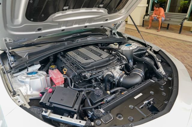 Used 2019 Chevrolet Camaro ZL1 image 79