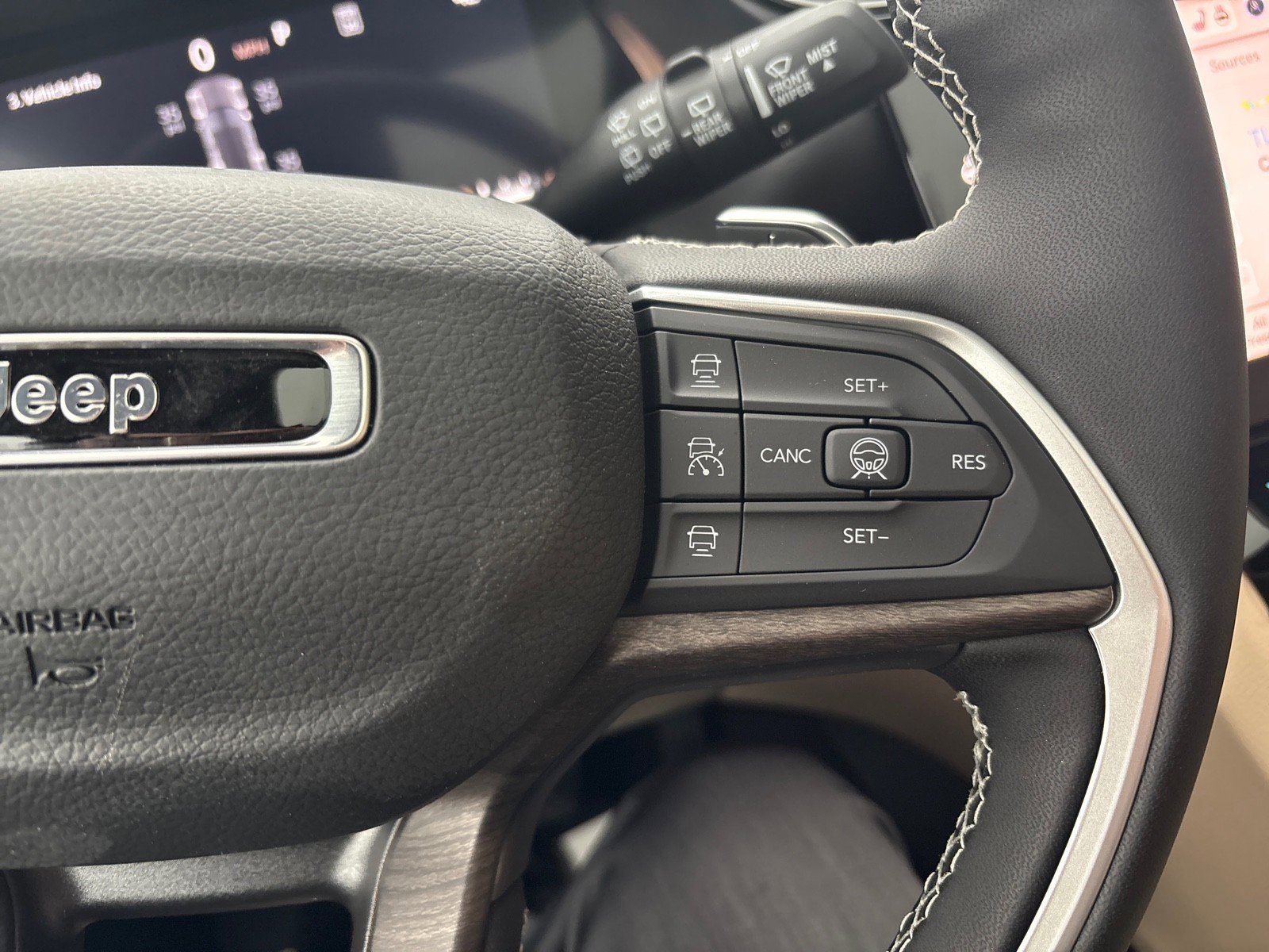 New 2026 Jeep Grand Cherokee Limited image 15