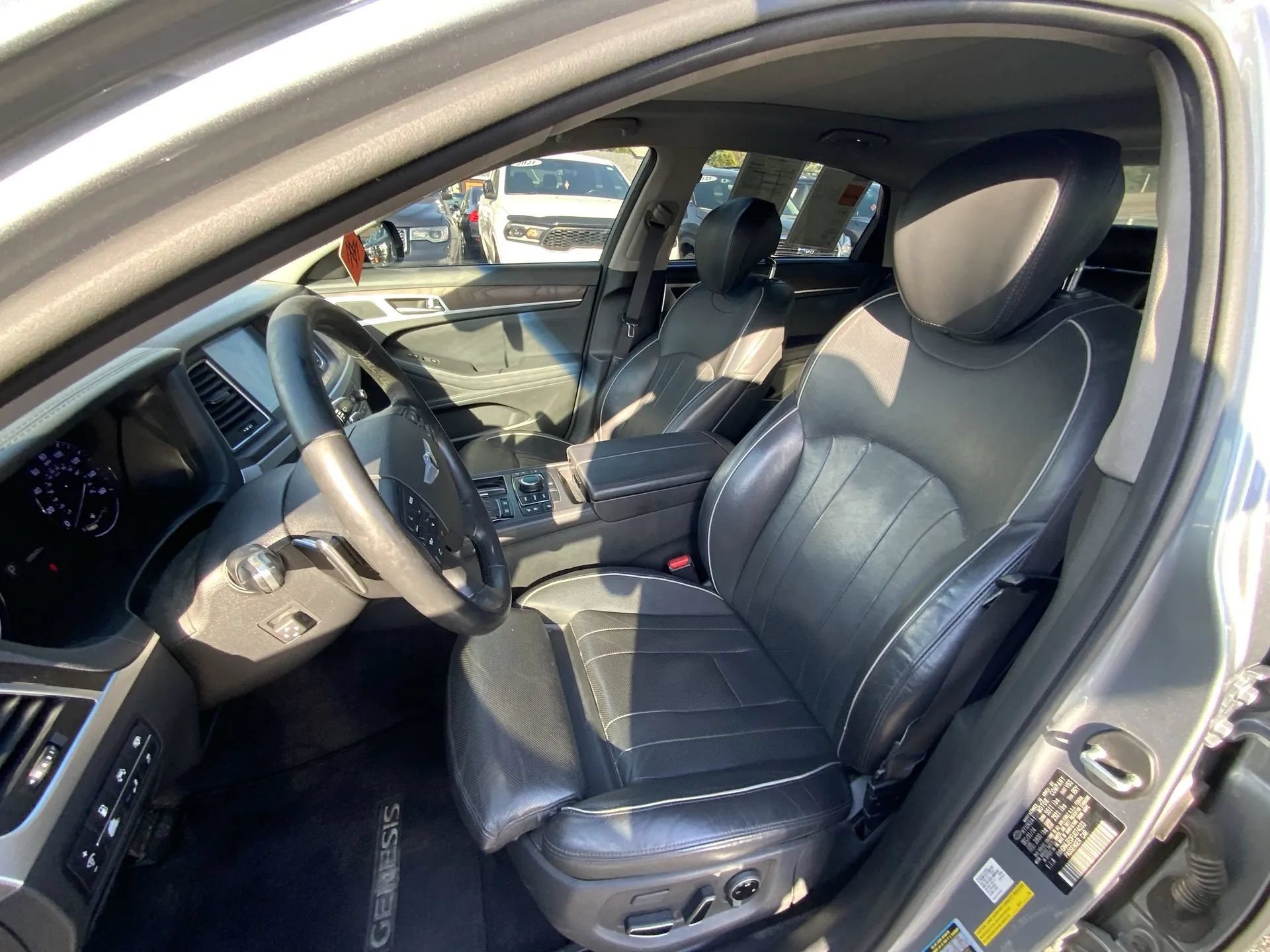 Used 2015 Hyundai Genesis 3.8 w/ Option Group 04 AWD/4WD image 13