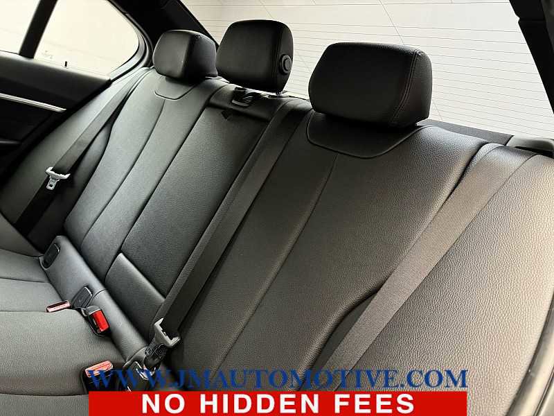 Used 2017 BMW 330i xDrive Sedan image 16