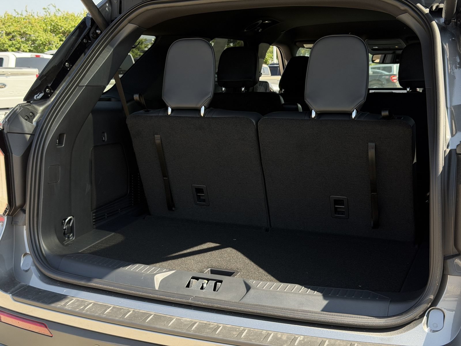 New 2026 Ford Explorer ST-Line w/ ST-Line Street Pack RWD image 25