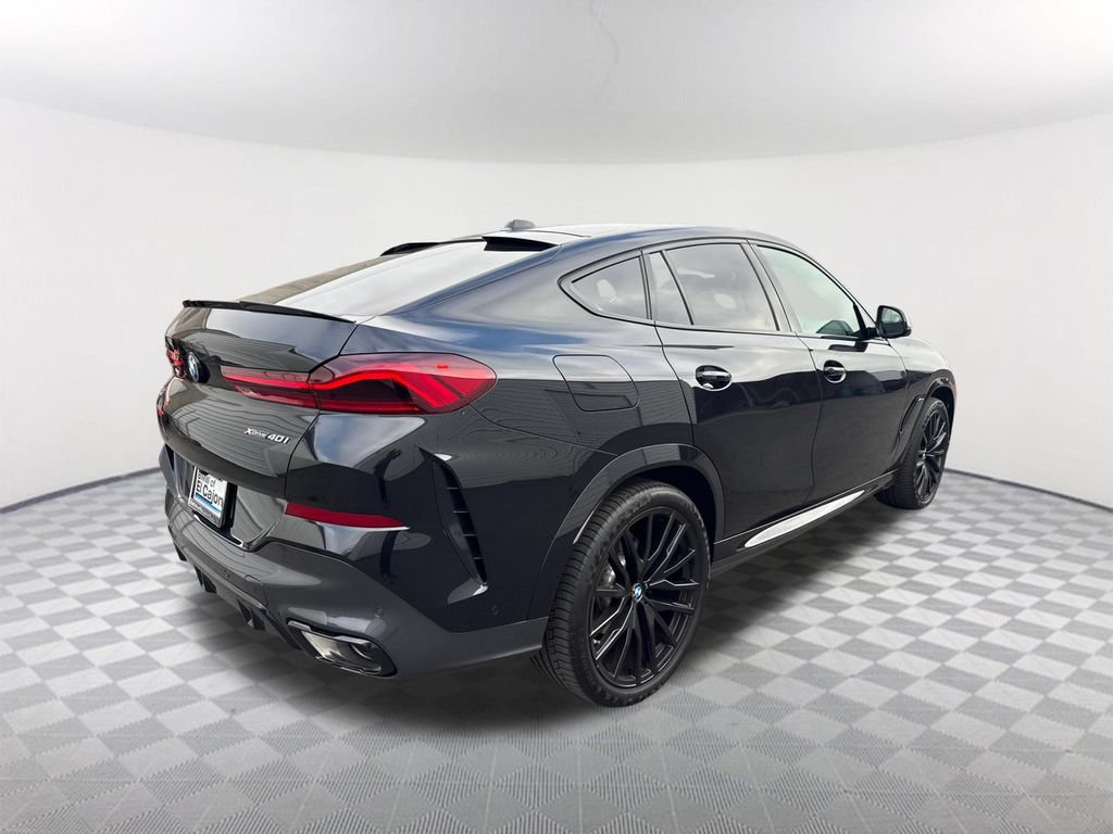 Used 2024 BMW X6 xDrive40i w/ Premium Package AWD/4WD image 4
