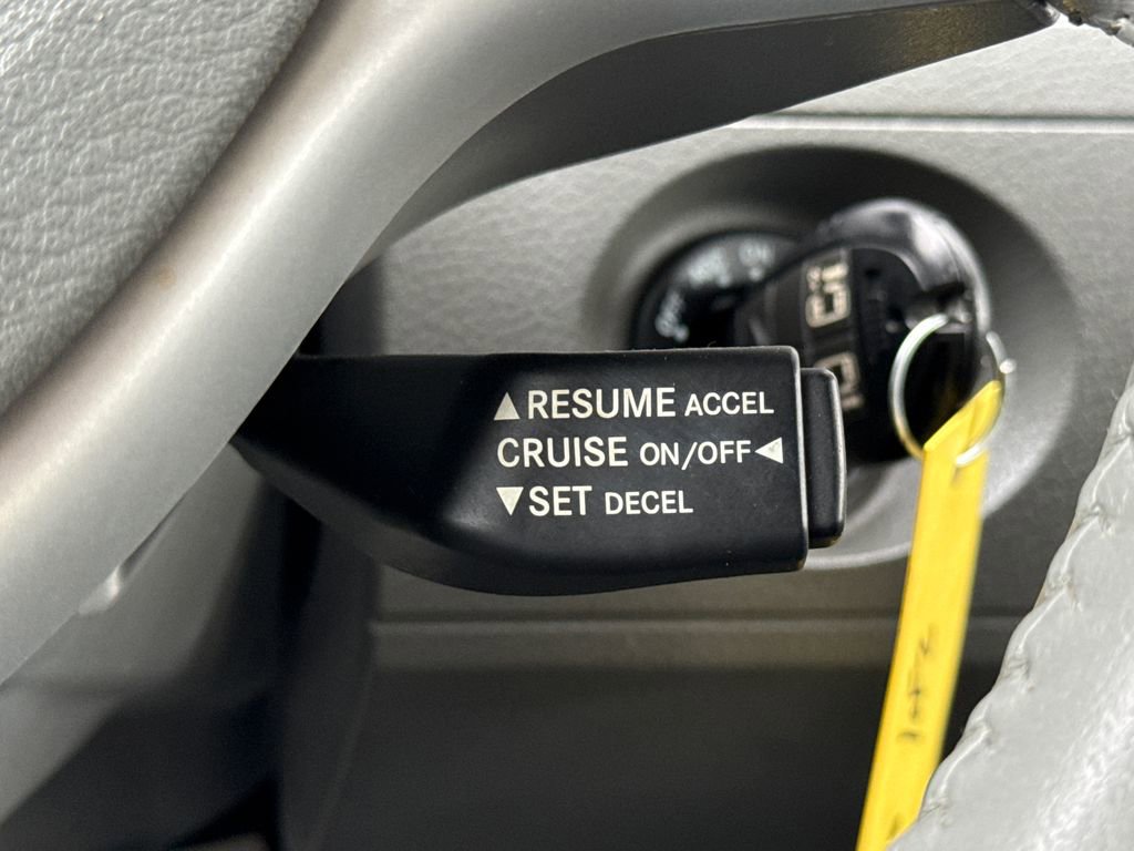 Used 2008 Dodge Grand Caravan SXT w/ Family Value Group FWD image 26