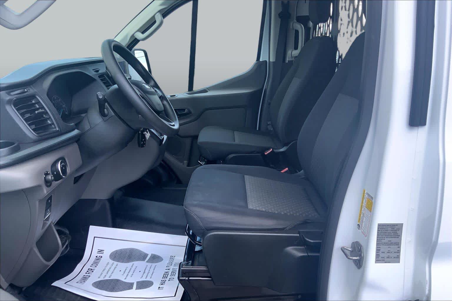 Certified 2025 Ford Transit 250 Low Roof w/ Exterior Upgrade Package RWD image 8