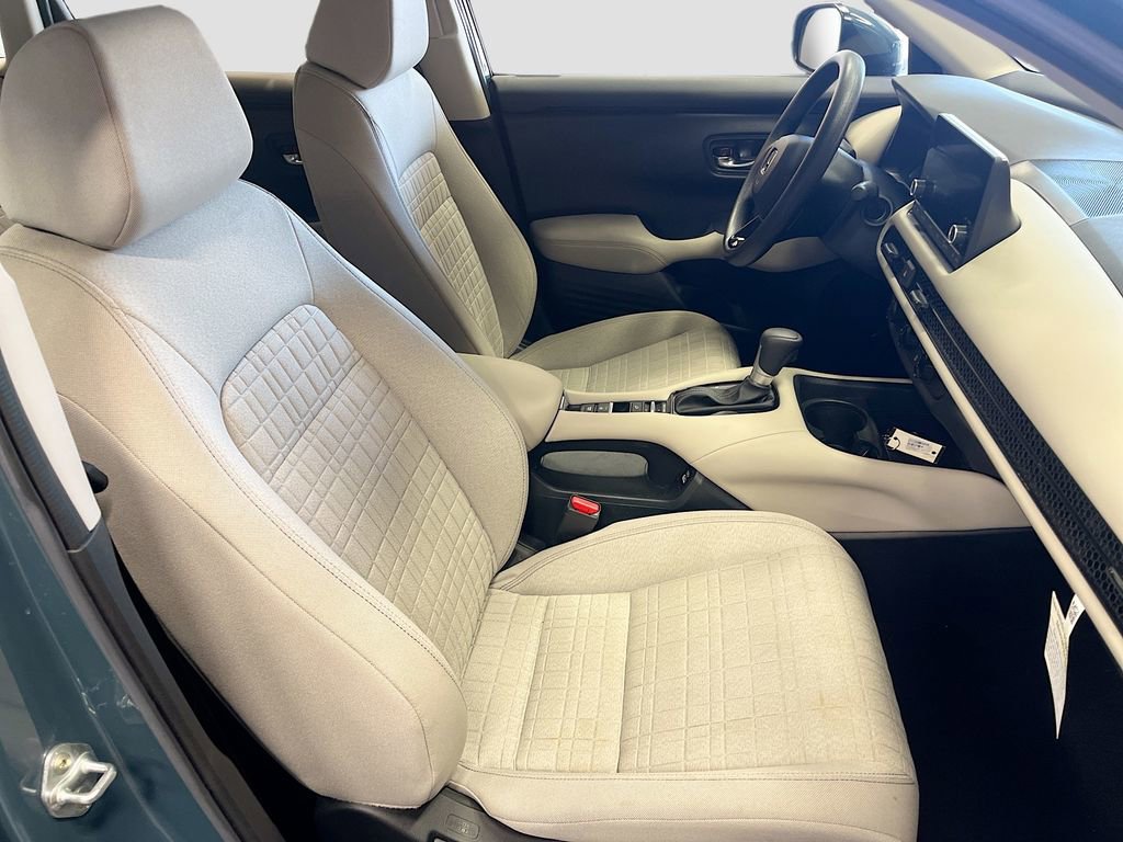 Used 2023 Honda HR-V LX image 25