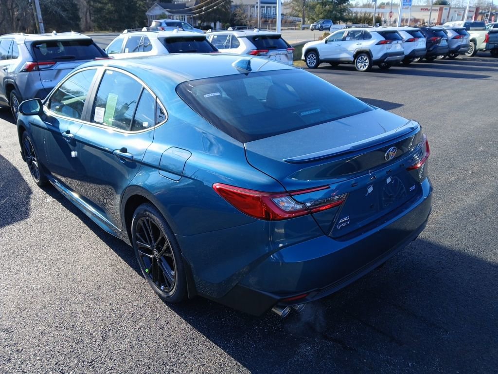 New 2026 Toyota Camry SE image 3