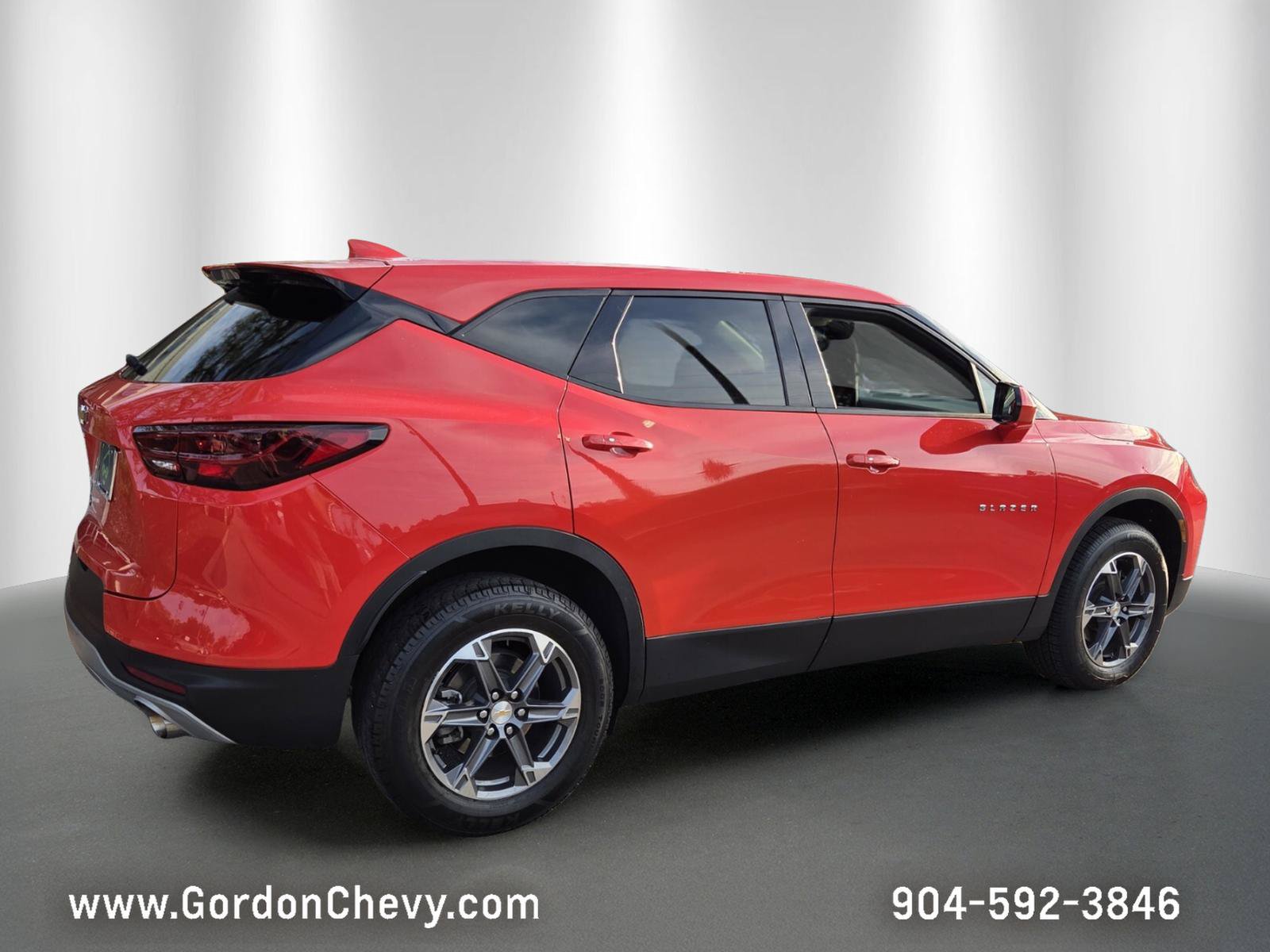 Certified 2025 Chevrolet Blazer LT FWD image 6