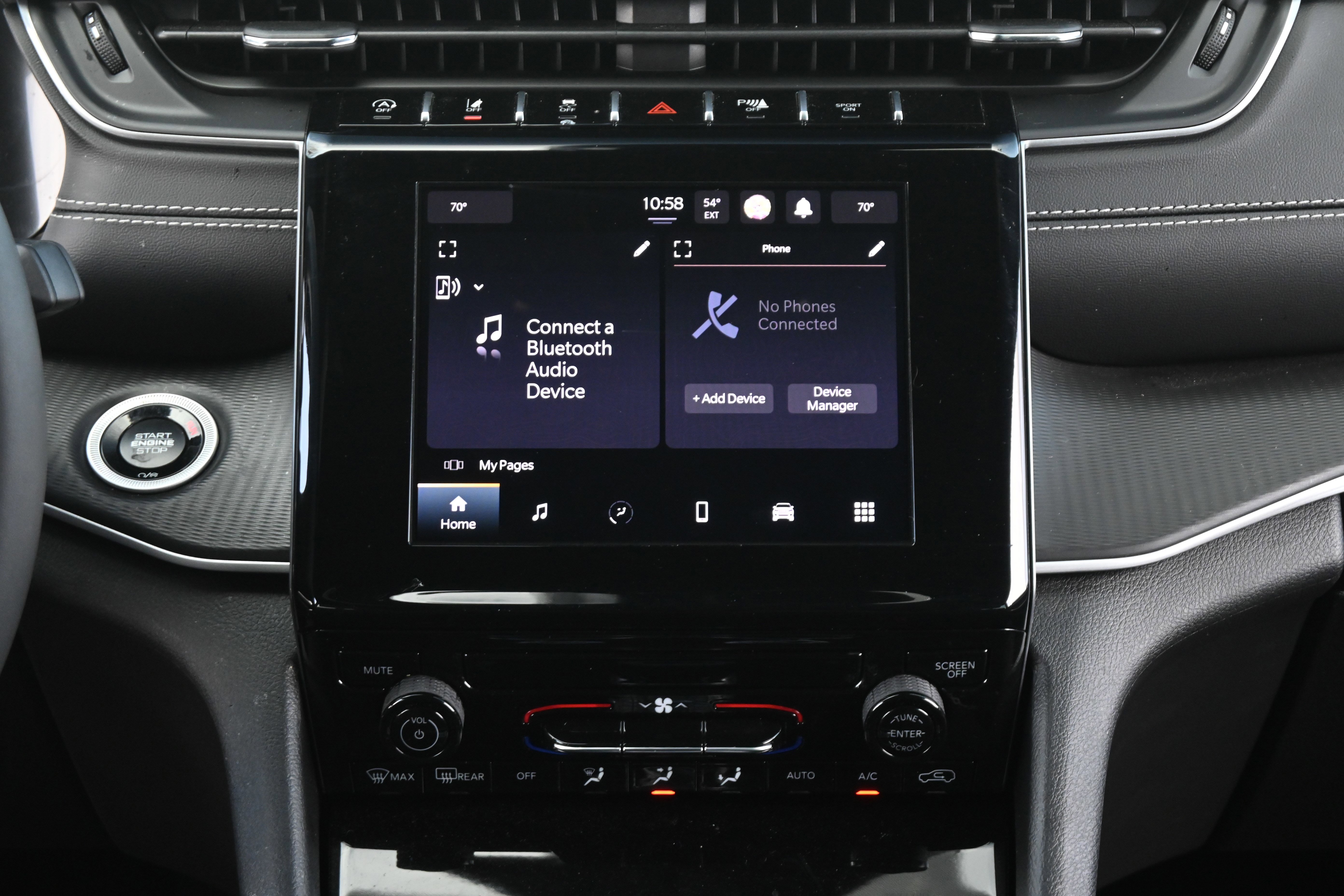 Used 2025 Jeep Grand Cherokee Laredo X image 5