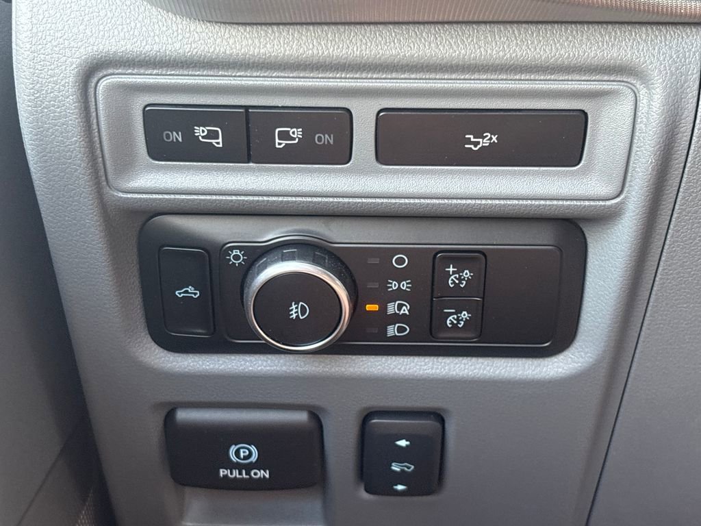 Used 2024 Ford F150 Lariat w/ FX4 Off-Road Package AWD/4WD image 24