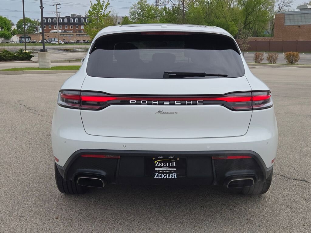 Used 2024 Porsche Macan AWD/4WD image 12