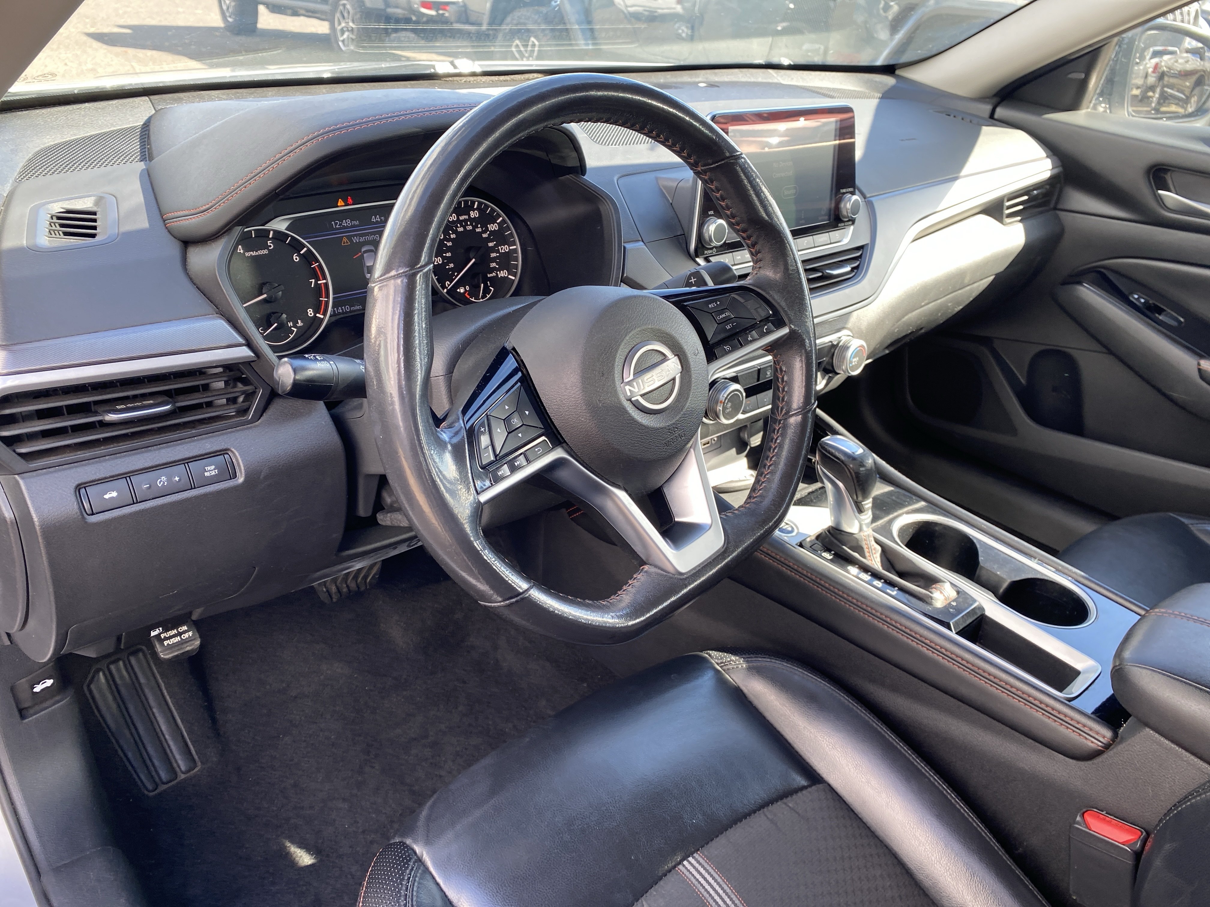Used 2024 Nissan Altima 2.5 SR FWD image 10