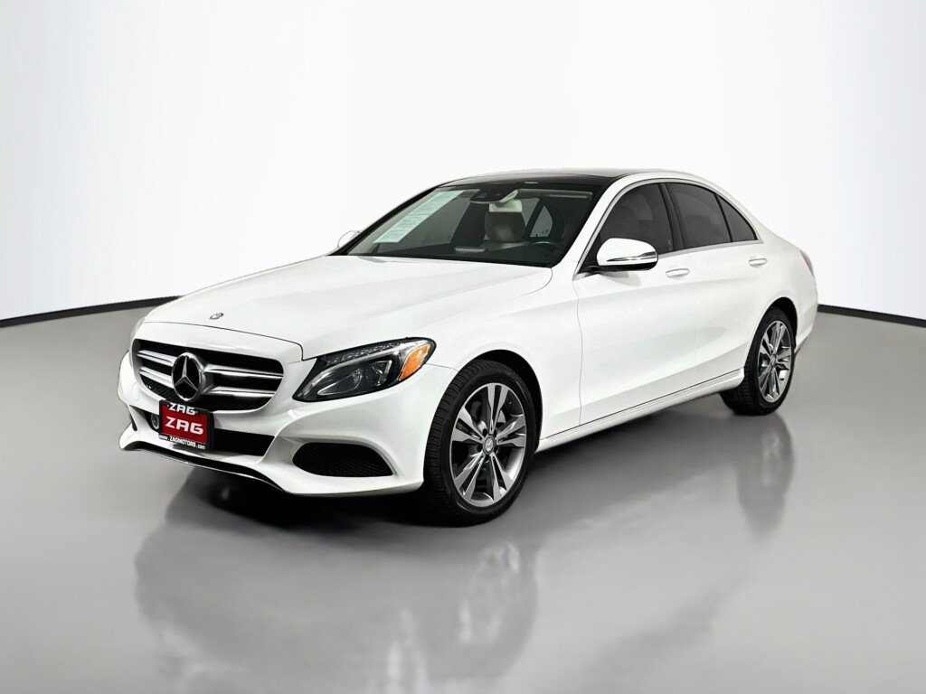 Used 2017 Mercedes-Benz C 300 4MATIC Sedan image 1