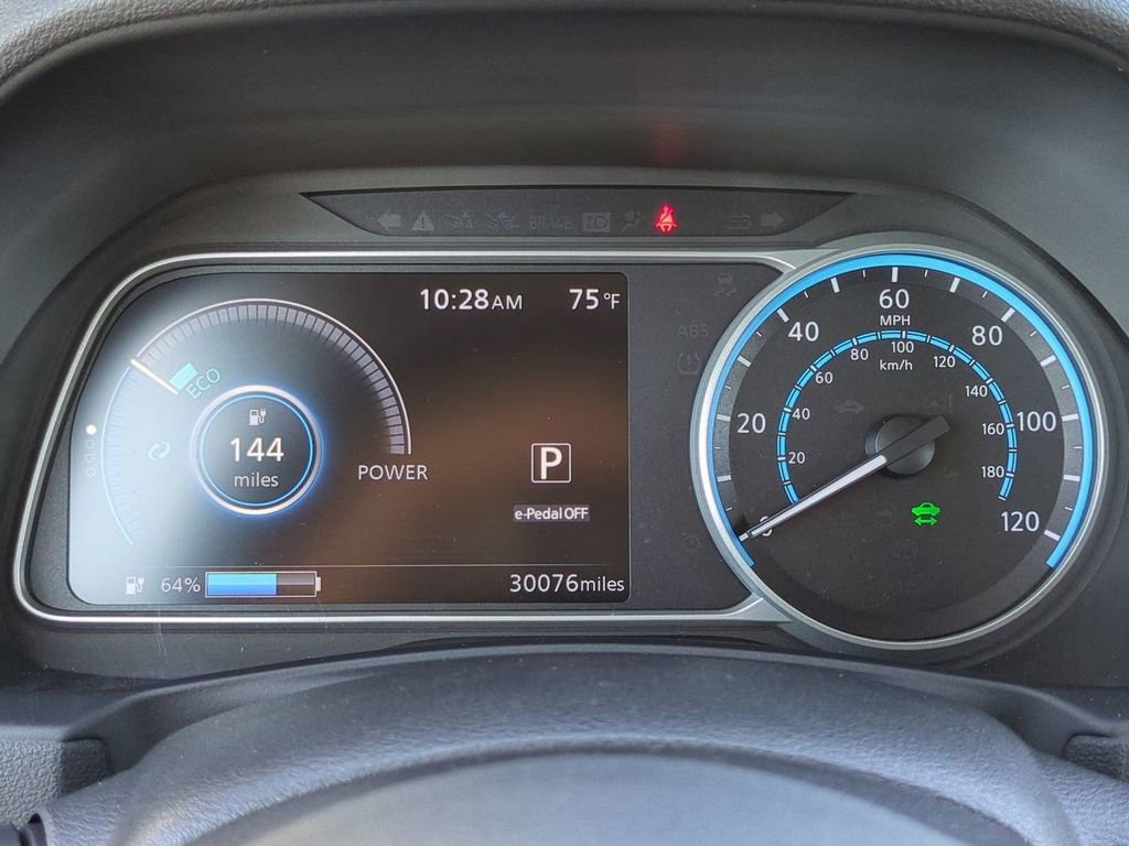 Certified 2023 Nissan Leaf SV Plus image 27