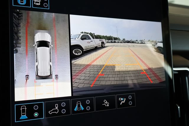 New 2026 GMC Yukon XL Denali Ultimate AWD/4WD image 31