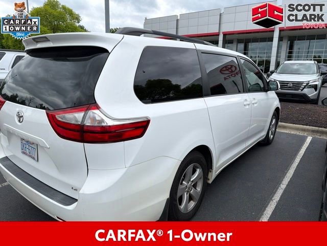 Used 2015 Toyota Sienna LE FWD image 13