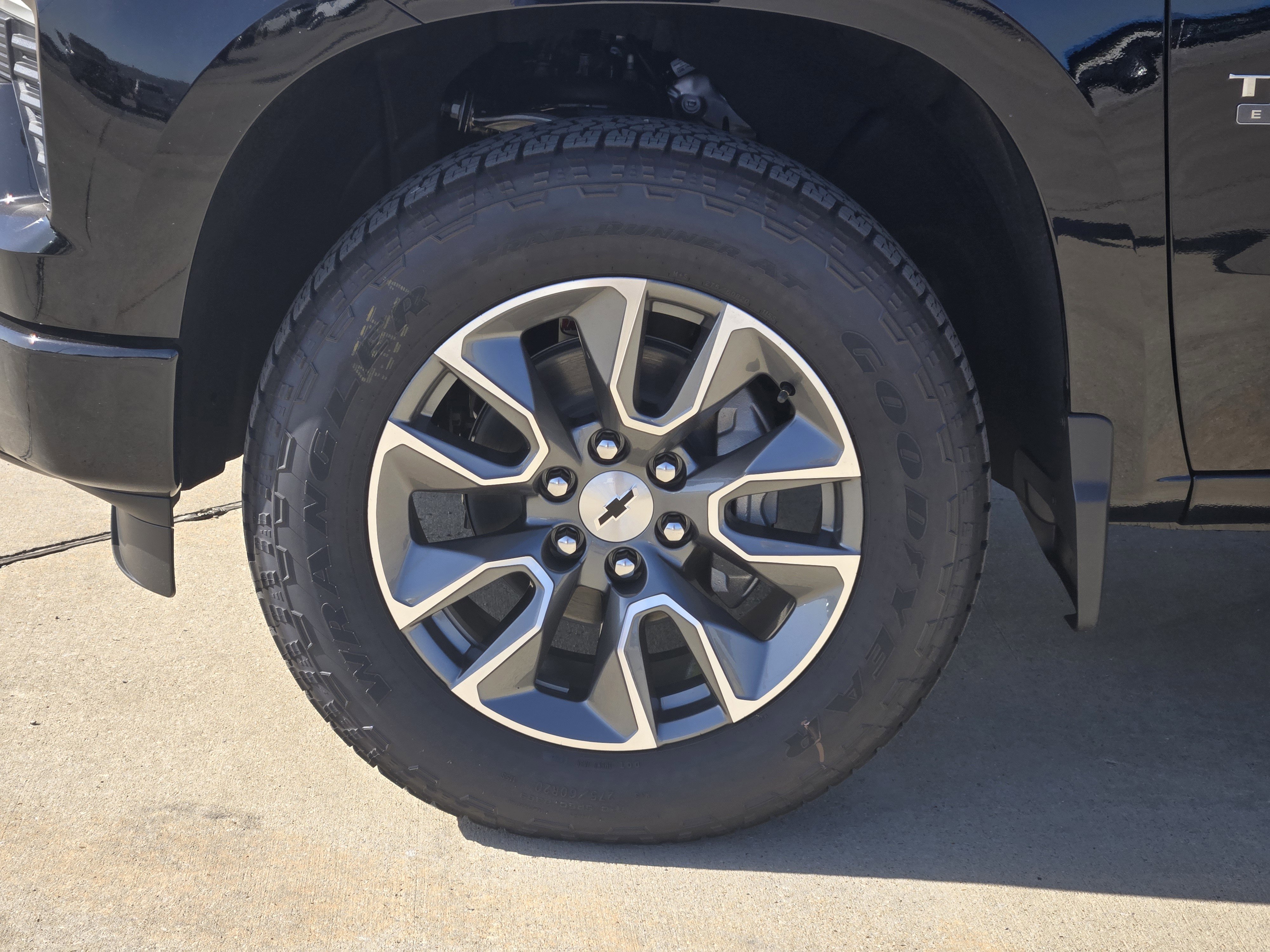 New 2026 Chevrolet Silverado 1500 RST w/ Texas Edition Plus image 8