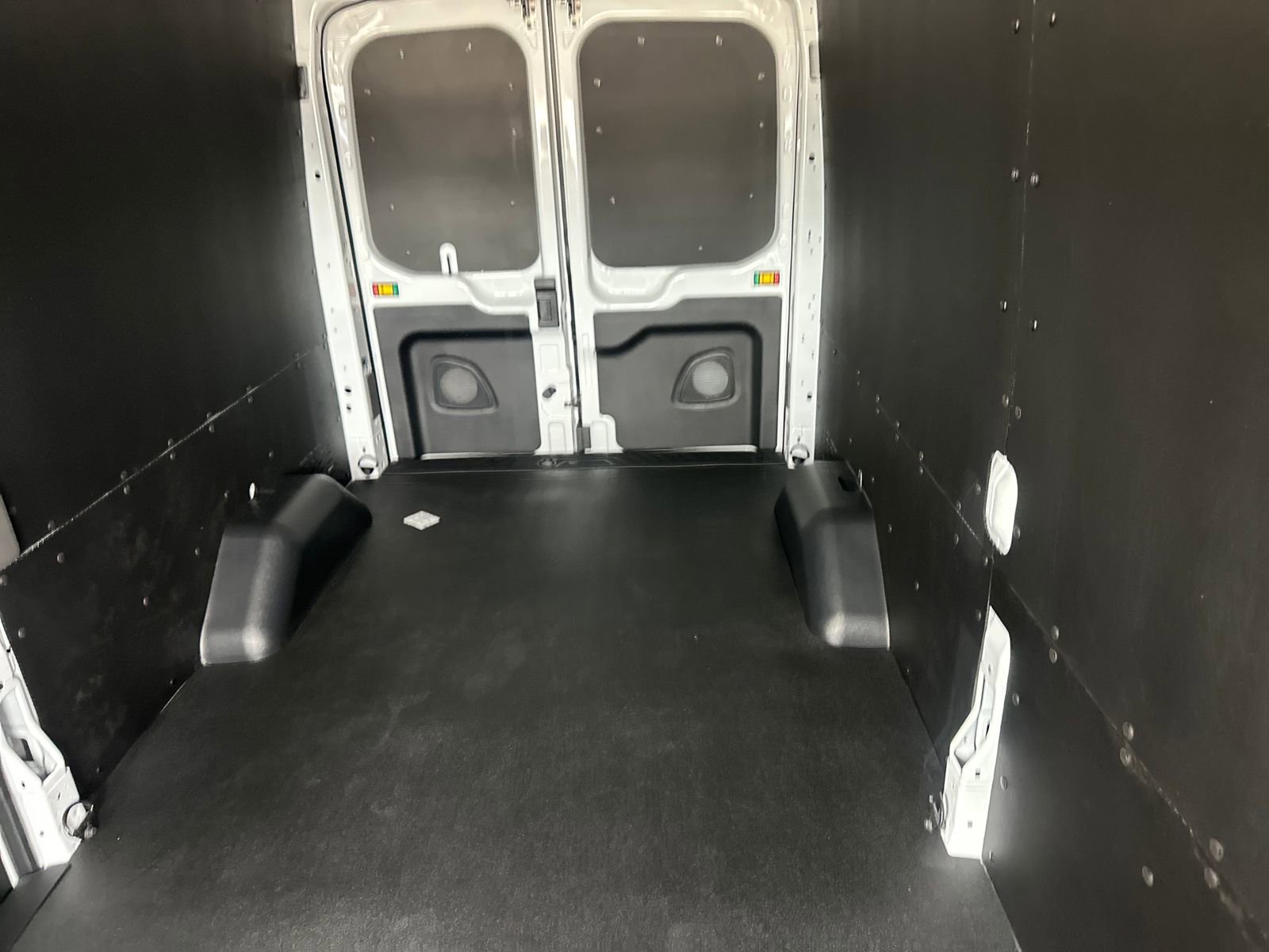 New 2026 Ford Transit 250 148 Medium Roof w/ Load Area Protection Package image 23