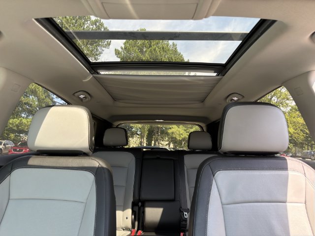 Used 2019 Chevrolet Equinox Premier FWD image 22