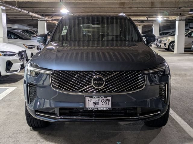 New 2026 Volvo XC90 B6 Plus w/ Protection Package AWD/4WD image 8