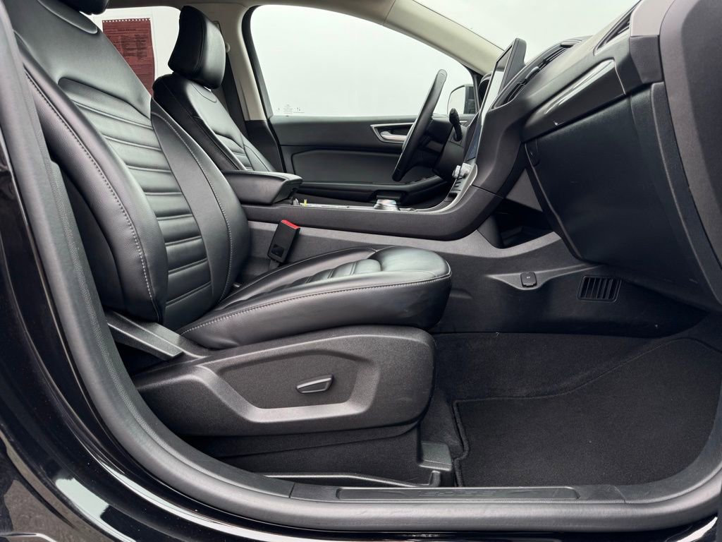 Used 2024 Ford Edge SEL image 14