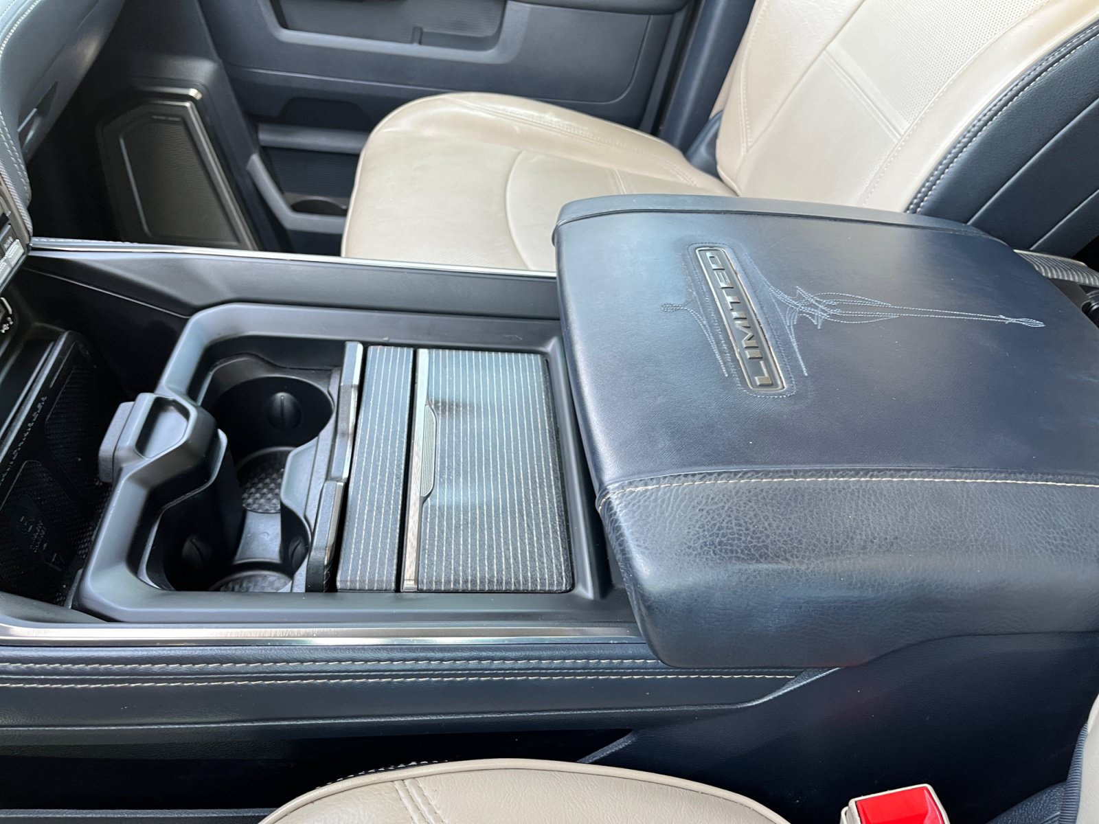 Used 2021 RAM 3500 Limited AWD/4WD image 27