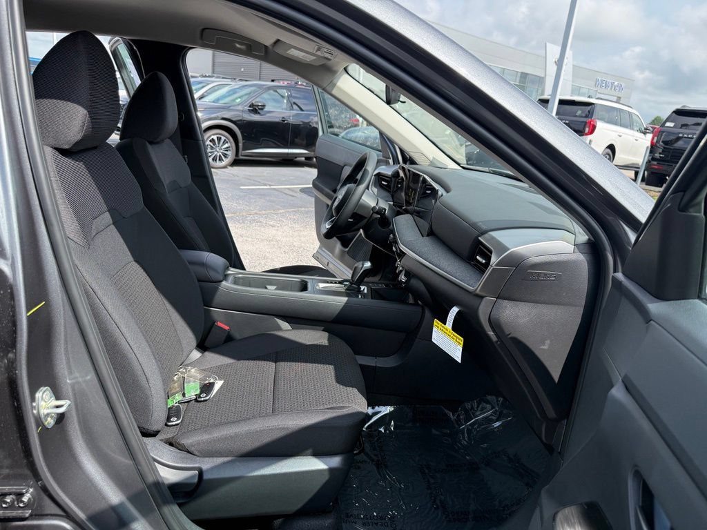 New 2026 Nissan Kicks S FWD image 14