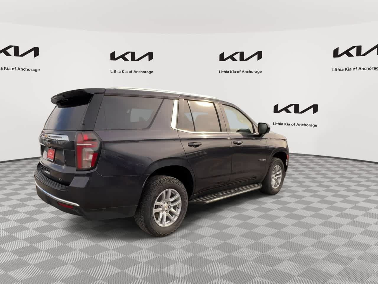 Used 2024 Chevrolet Tahoe LT AWD/4WD image 8