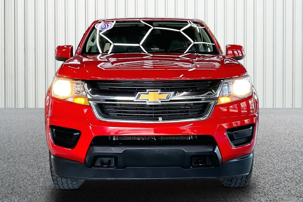 Used 2017 Chevrolet Colorado W/T w/ WT Convenience Package AWD/4WD image 2