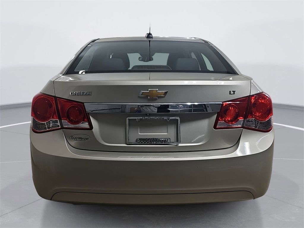 Used 2015 Chevrolet Cruze LT image 5