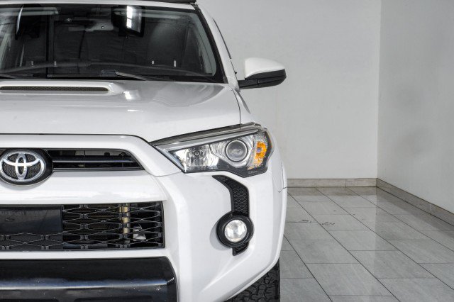 Used 2020 Toyota 4Runner TRD Off-Road AWD/4WD image 50