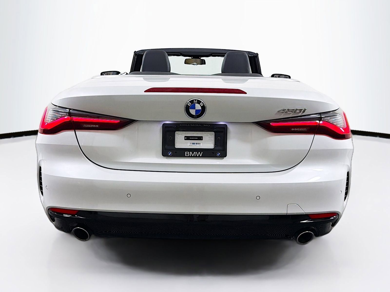 Used 2025 BMW 430i Convertible RWD image 11