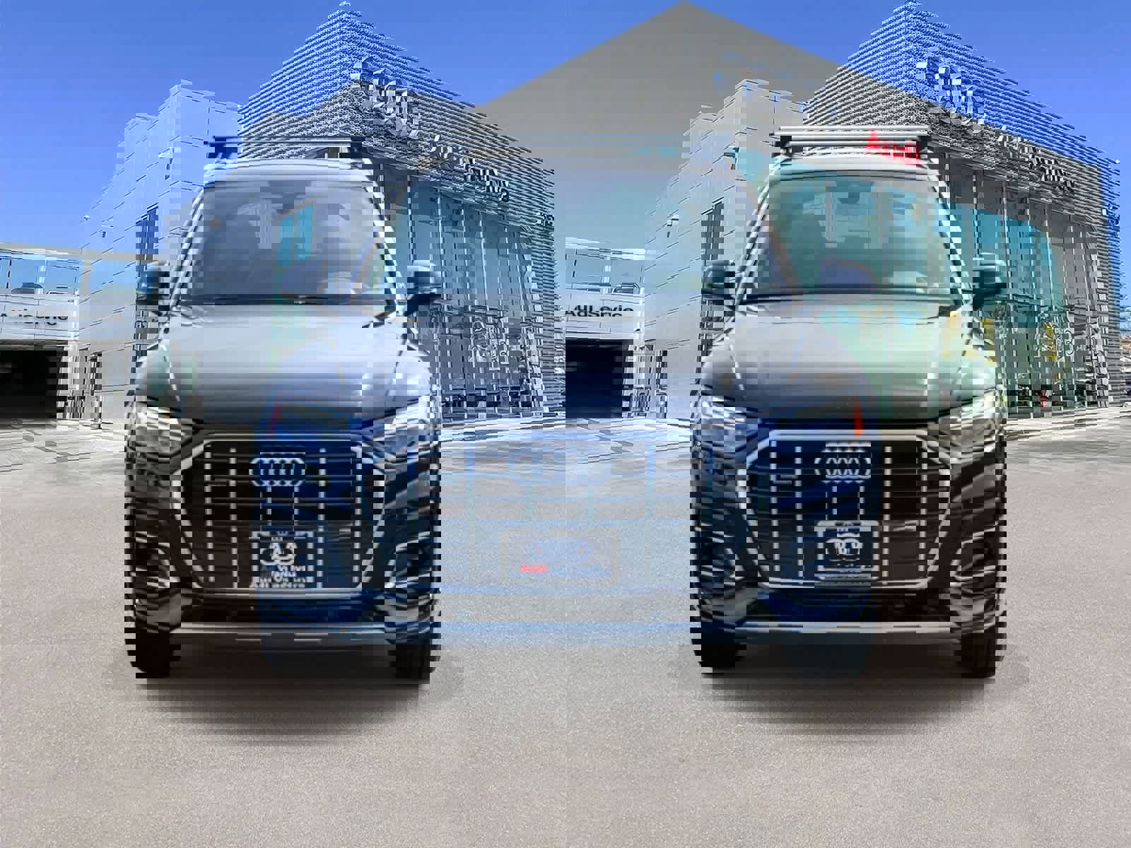 Used 2023 Audi Q5 2.0T Premium w/ Convenience Package image 6