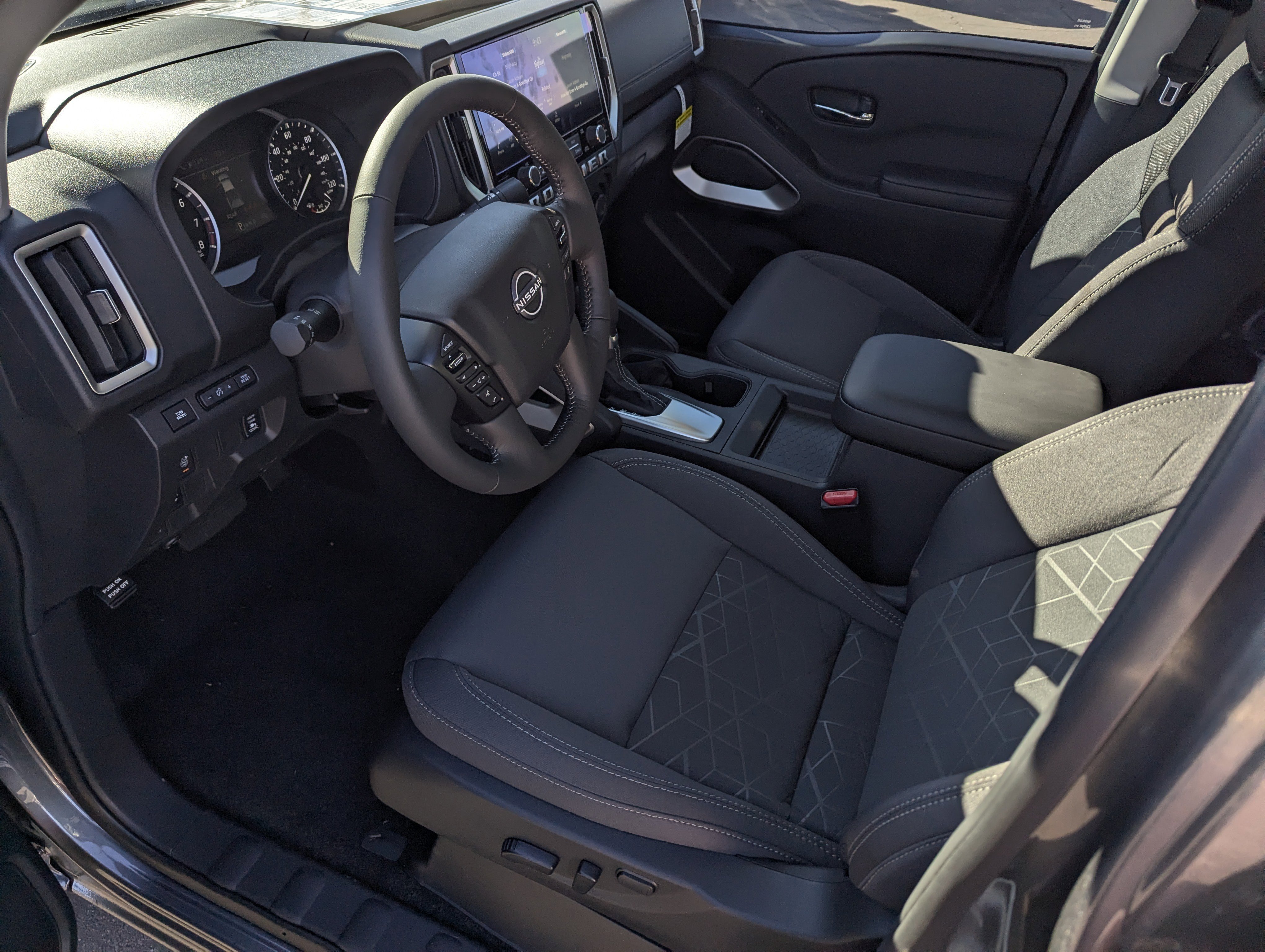 New 2026 Nissan Frontier SV w/ SV Convenience Package image 10