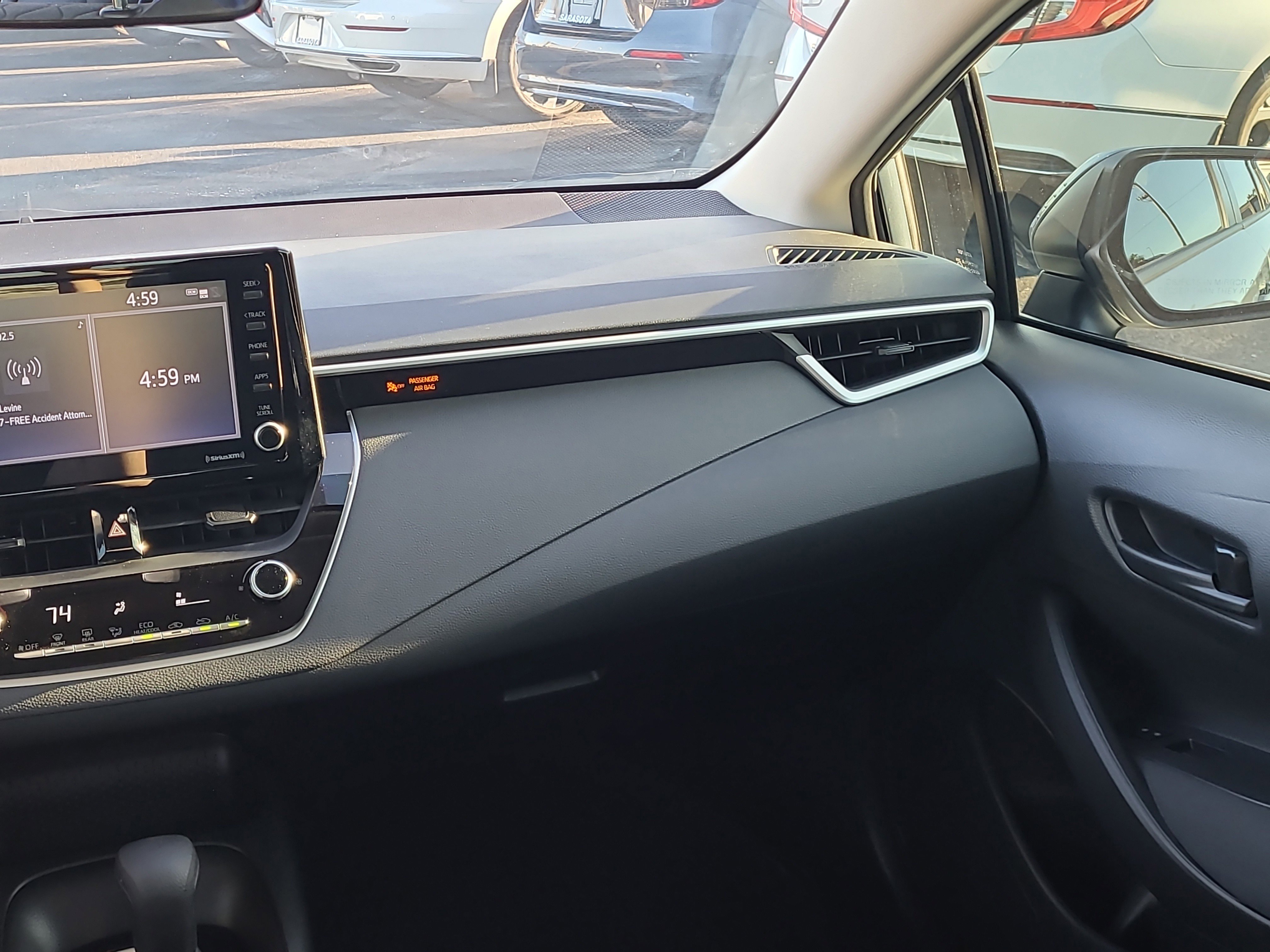 Used 2022 Toyota Corolla LE image 16