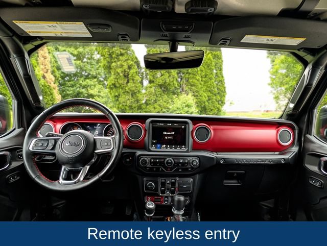 Used 2023 Jeep Wrangler Unlimited Rubicon w/ Cold Weather Group AWD/4WD image 12