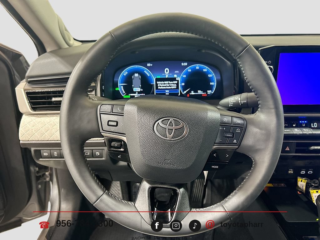 Used 2025 Toyota Camry XLE w/ Premium Package FWD image 10
