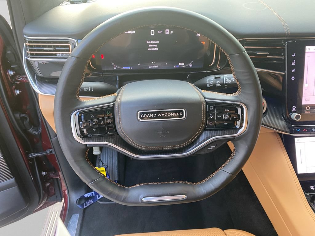 Used 2025 Jeep Grand Wagoneer Series III w/ Quick Order Packagew 28T AWD/4WD image 9